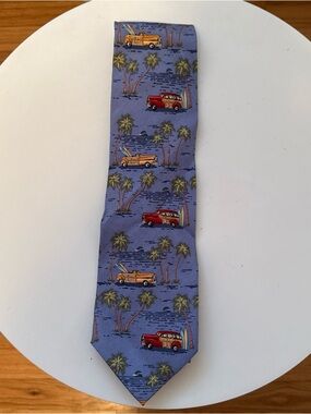 NWT Men’s OS Tommy Bahama 100% Silk Tie